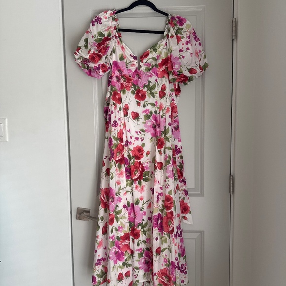 Abercrombie & Fitch Dresses & Skirts - Abercrombie and fitch floral drama puff sleeve maxi dress-size small